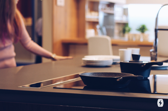 How to Disinfect Bathroom and Kitchen Counters