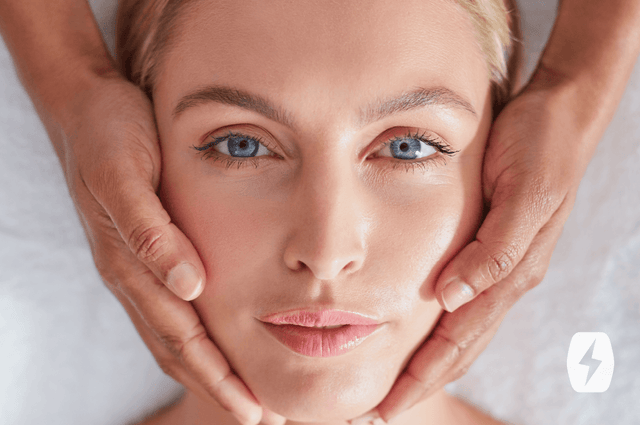 8 Gifts for the Beauty Guru in Your Life