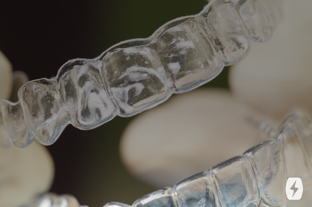 How to Clean Your Retainer